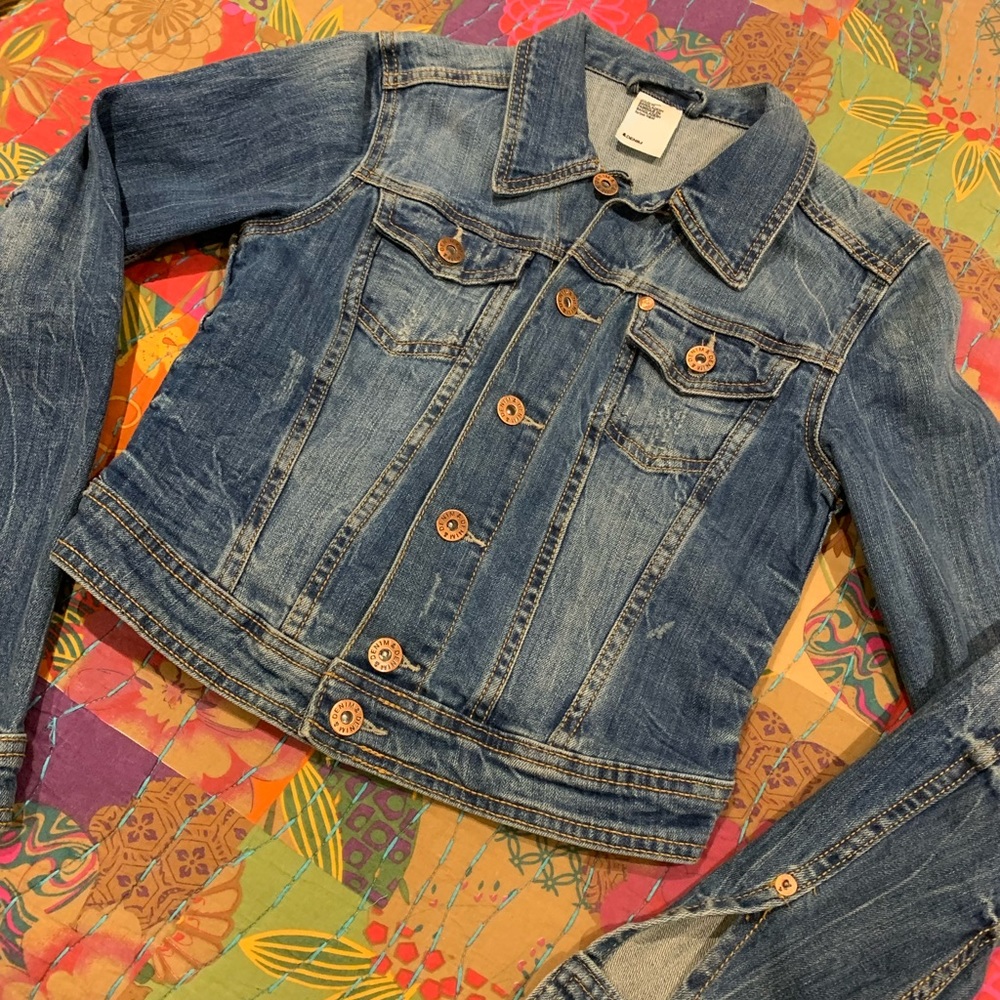 Fitted H&M Distressed Denim Jacket 4 EUC
